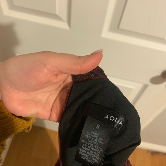 Burgundy midi lace dress - Picture 3 of 3